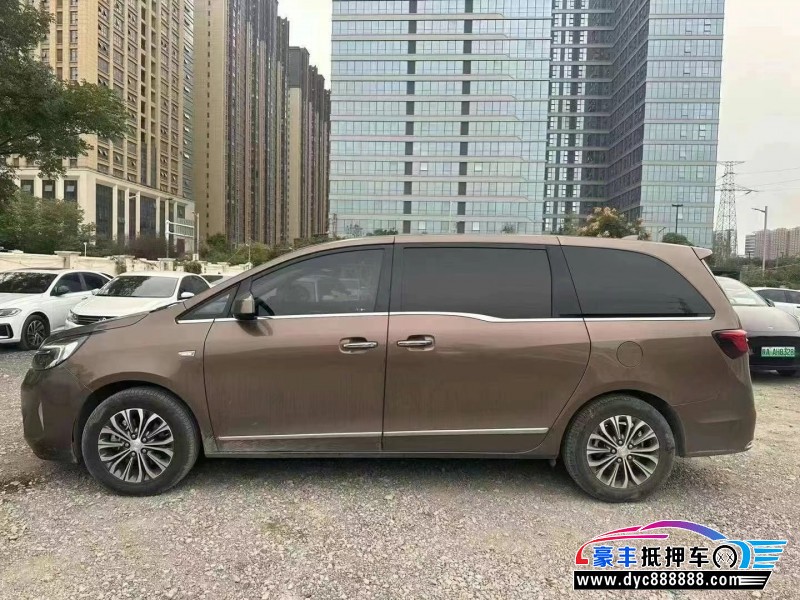 20年别克GL8轿车抵押车出售