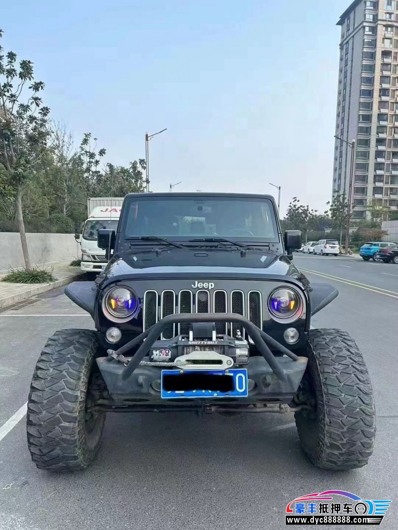 抵押车出售17年Jeep牧马人轿车