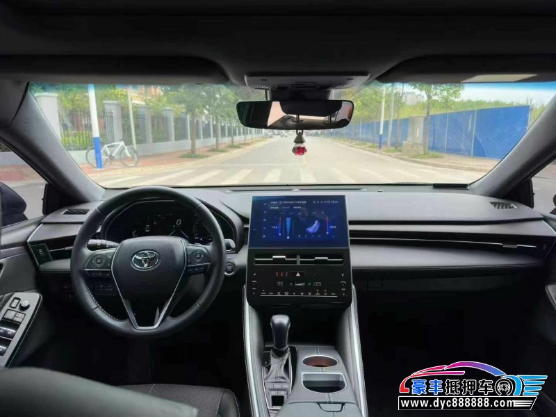 22年丰田亚洲龙轿车抵押车出售