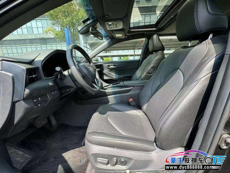 21年丰田亚洲龙轿车抵押车出售