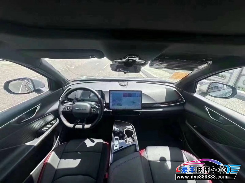 24年北汽制造魔方轿车抵押车出售