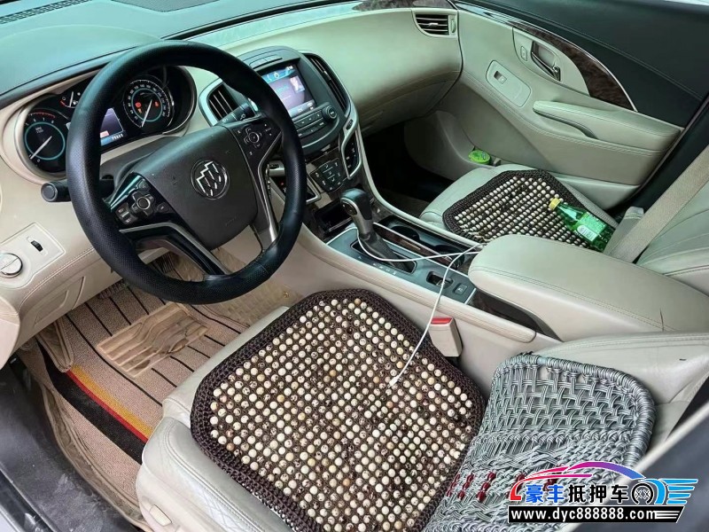 14年别克君越轿车抵押车出售