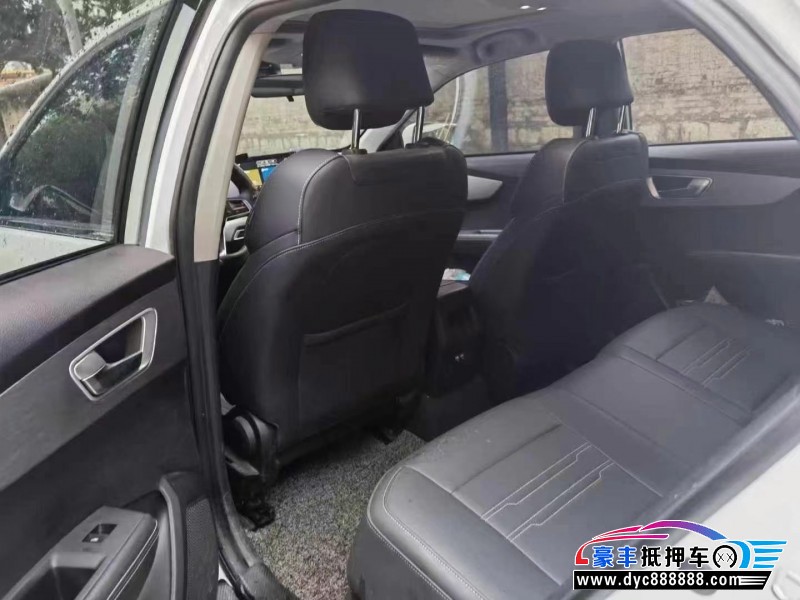 22年比亚迪秦轿车抵押车出售