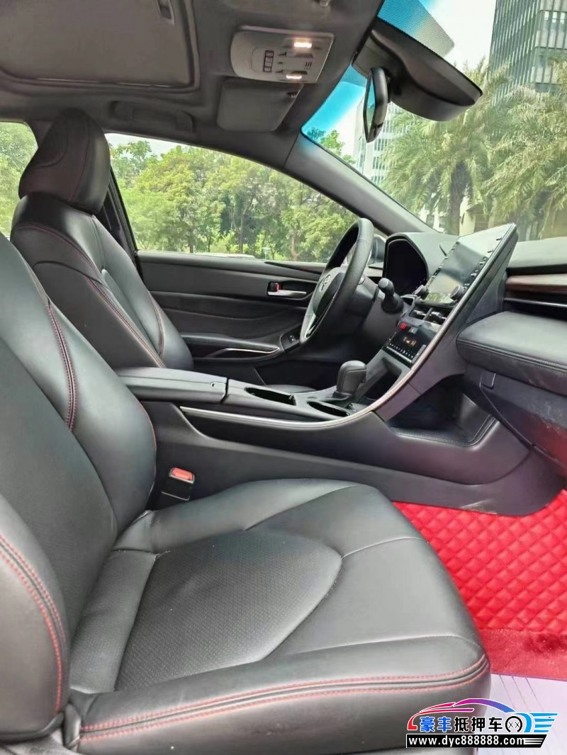 22年丰田亚洲龙轿车抵押车出售