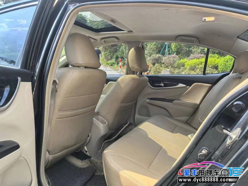 13年本田凌派轿车抵押车出售