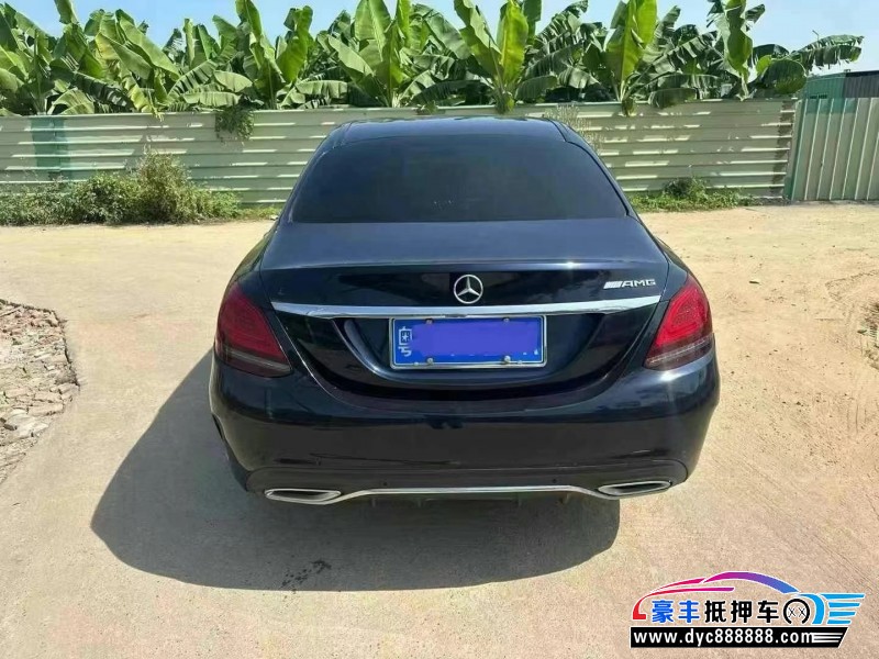 20年奔驰C轿车抵押车出售