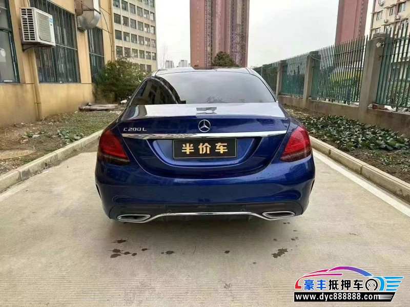 20年奔驰C轿车抵押车出售