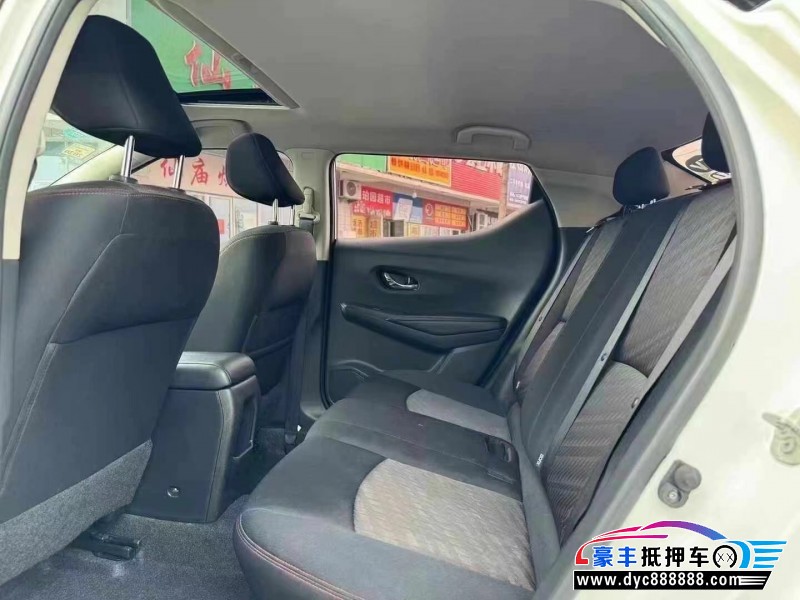 18年日产蓝鸟轿车抵押车出售