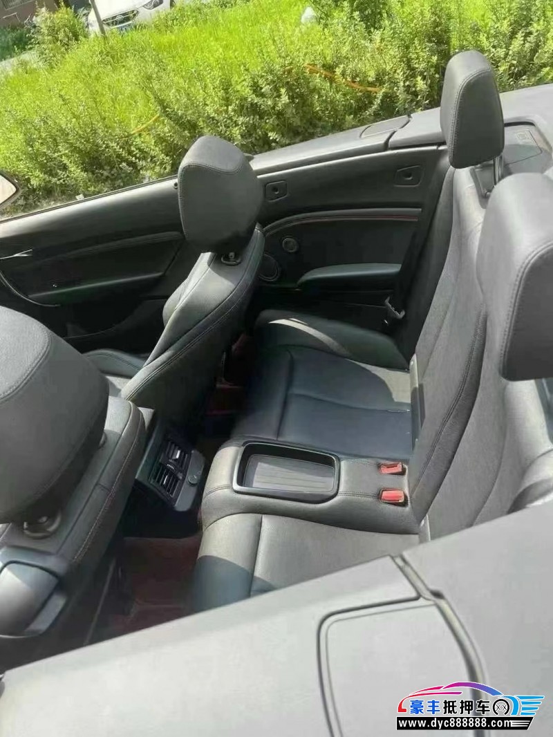 21年宝马2系轿车抵押车出售