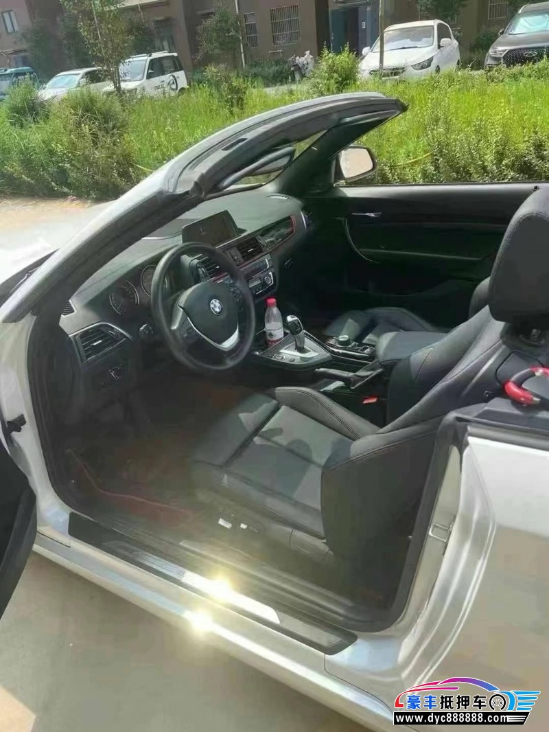 21年宝马2系轿车抵押车出售