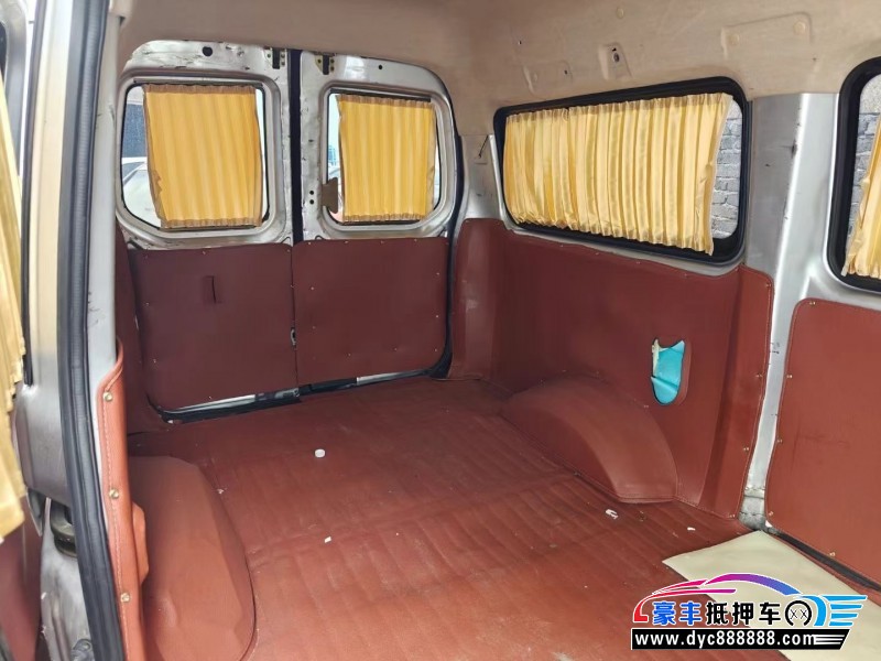 19年长安睿行轿车抵押车出售