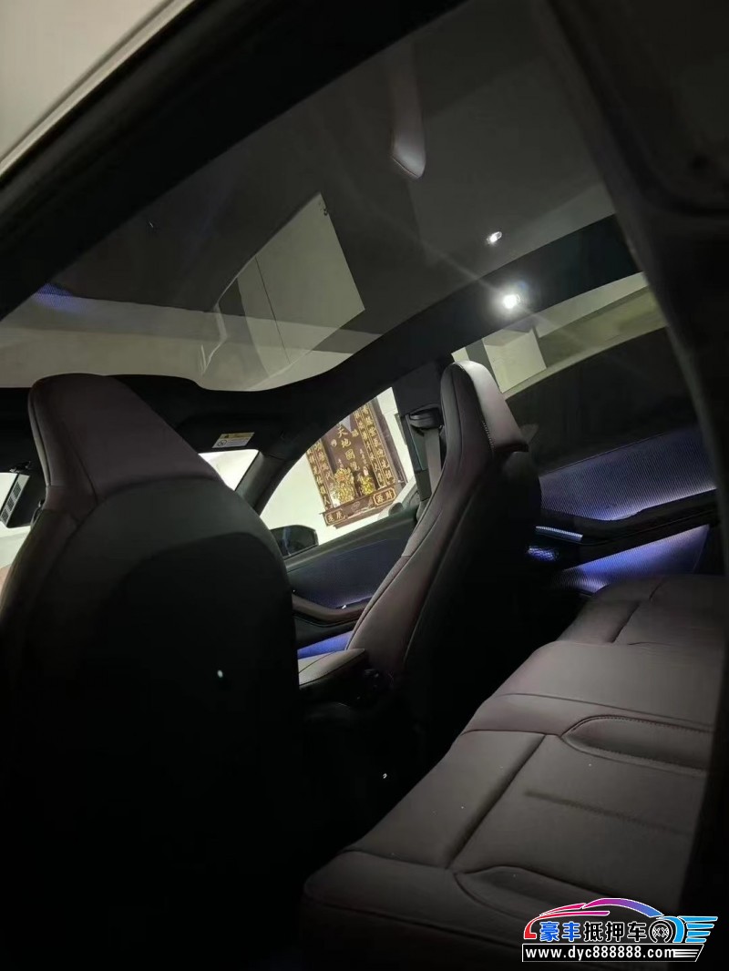 24年蔚来ET5轿车抵押车出售