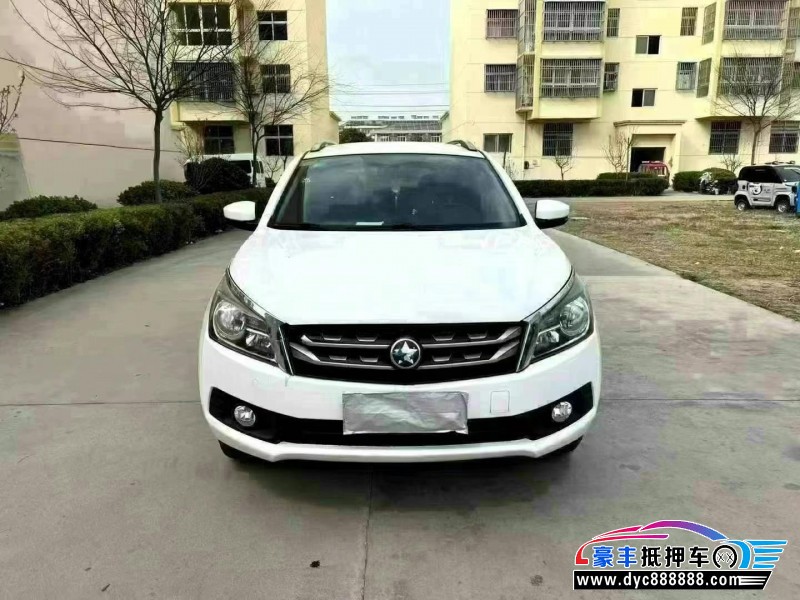 17年启辰T70轿车抵押车出售