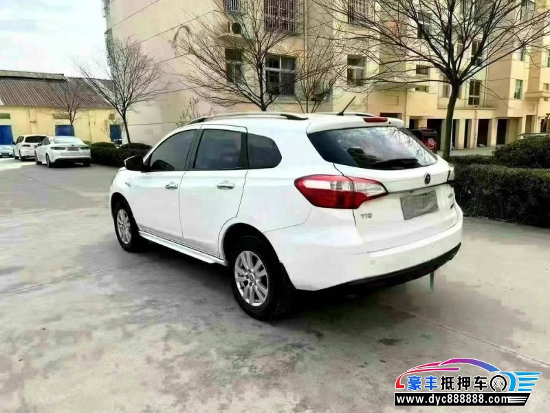 17年启辰T70轿车抵押车出售