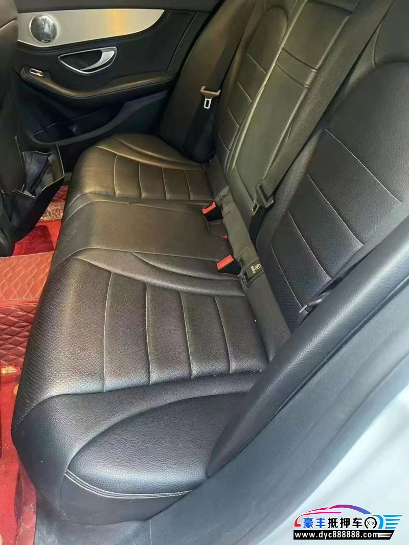 15年奔驰C轿车抵押车出售