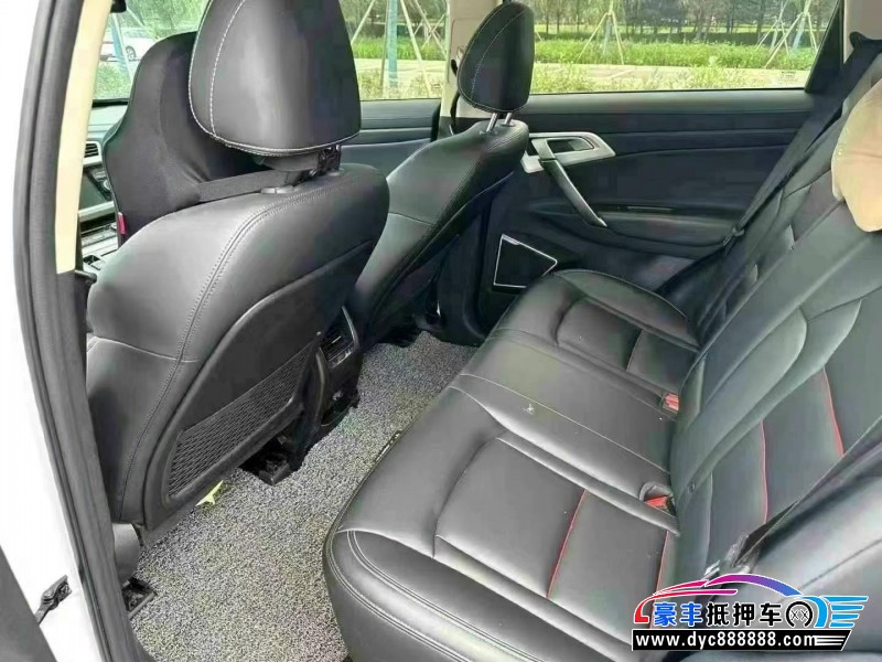 19年吉利博越轿车抵押车出售