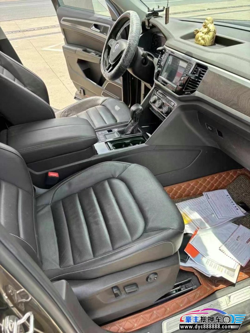 18年大众途昂轿车抵押车出售