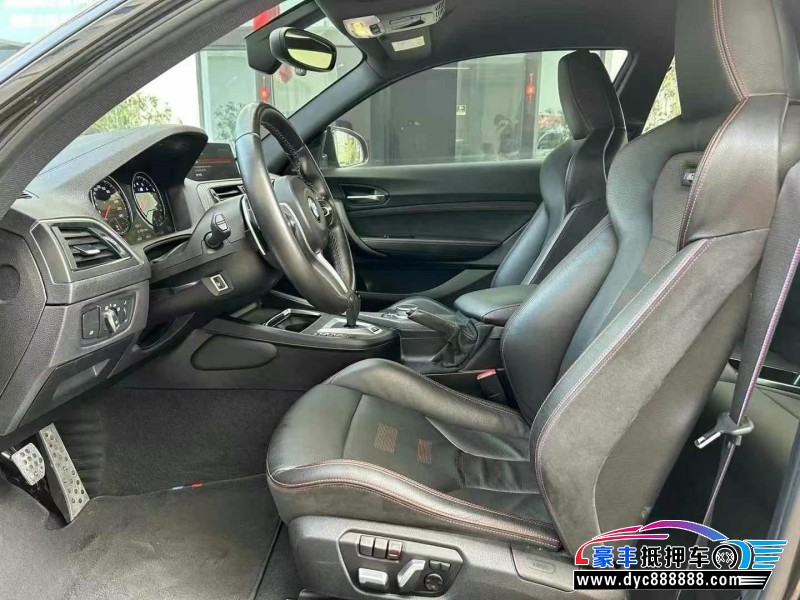 20年宝马M2轿车抵押车出售