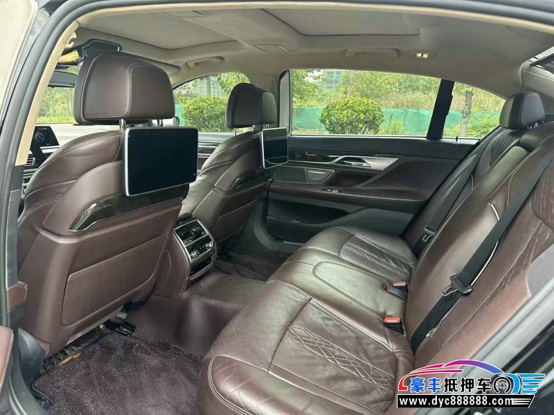 16年宝马7系轿车抵押车出售