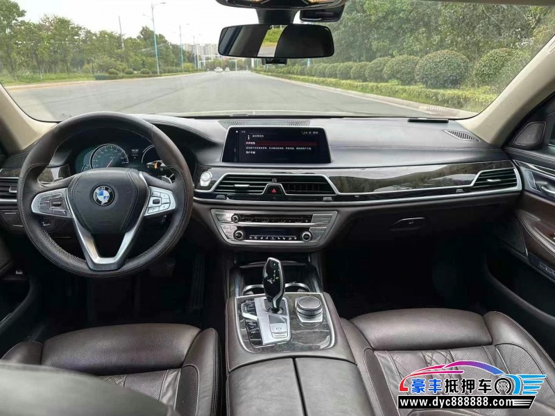 16年宝马7系轿车抵押车出售