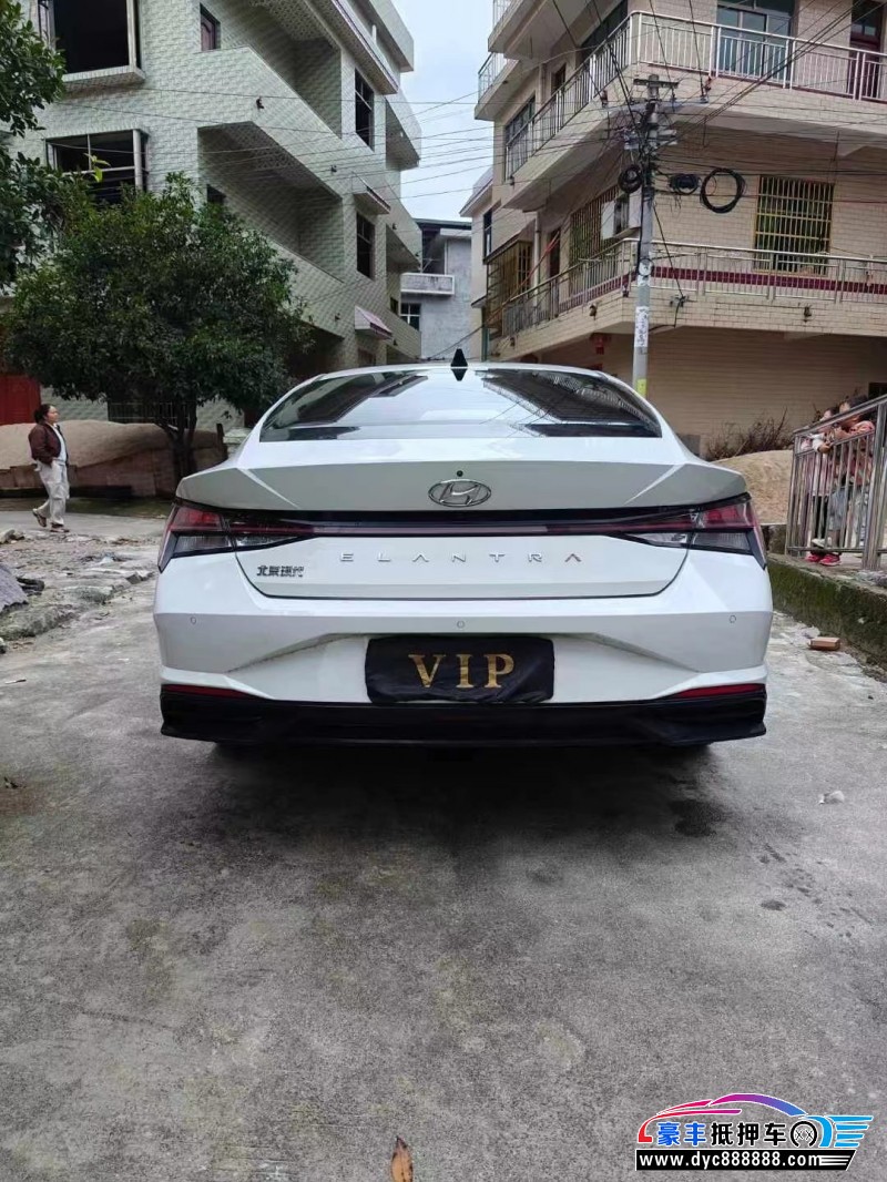 22年现代伊兰特轿车抵押车出售