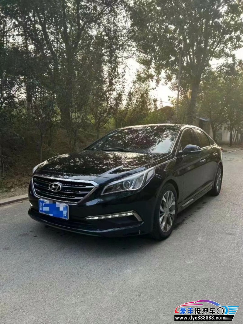 16年现代索纳塔轿车抵押车出售