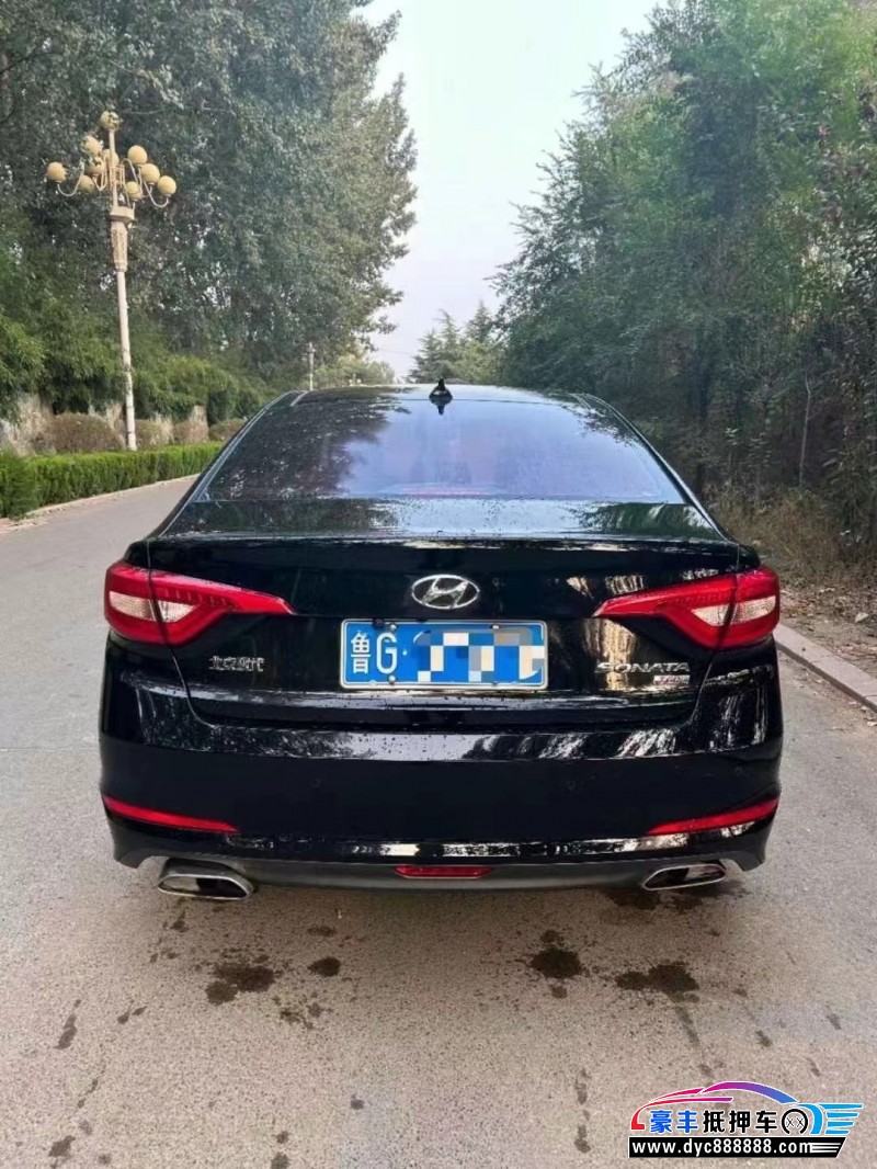 16年现代索纳塔轿车抵押车出售