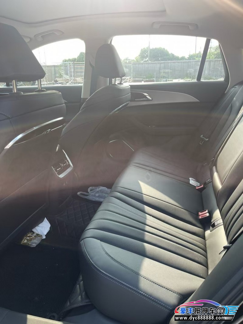 24年红旗H5轿车抵押车出售