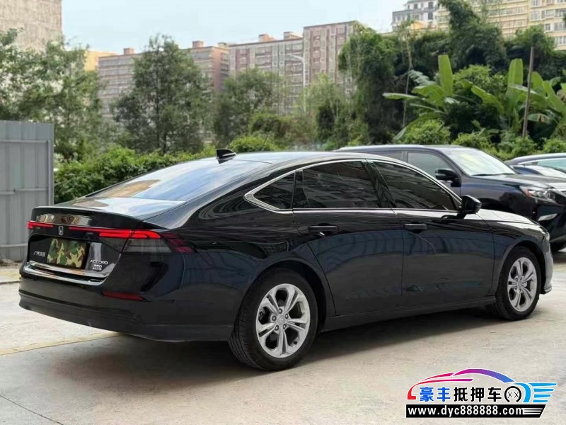 23年本田雅阁轿车抵押车出售