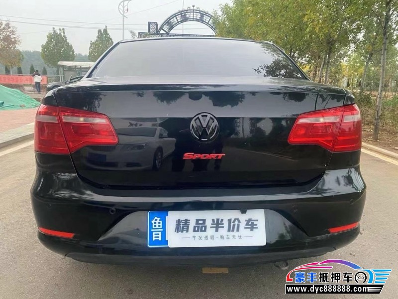 14年大众宝来轿车抵押车出售