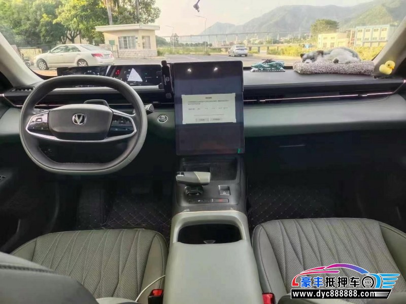 23年长安逸达轿车抵押车出售