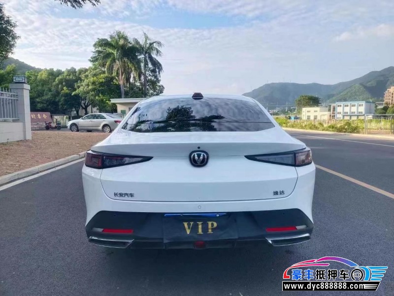 23年长安逸达轿车抵押车出售