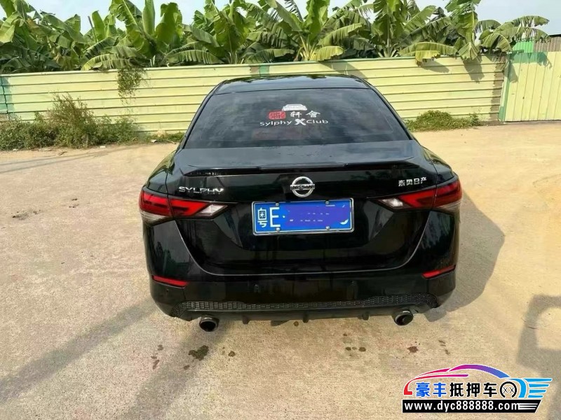 22年日产轩逸轿车抵押车出售