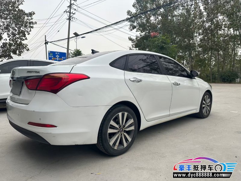 17年现代名图轿车抵押车出售