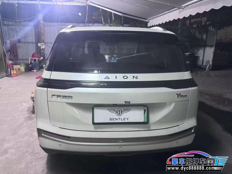 23年埃安Y70轿车抵押车出售