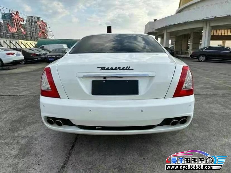 12年玛莎拉蒂总裁轿车抵押车出售
