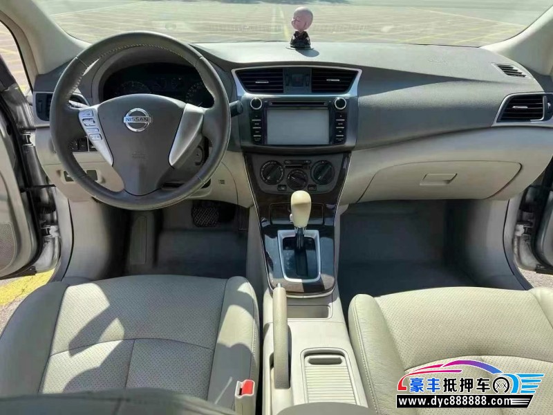 14年日产轩逸轿车抵押车出售