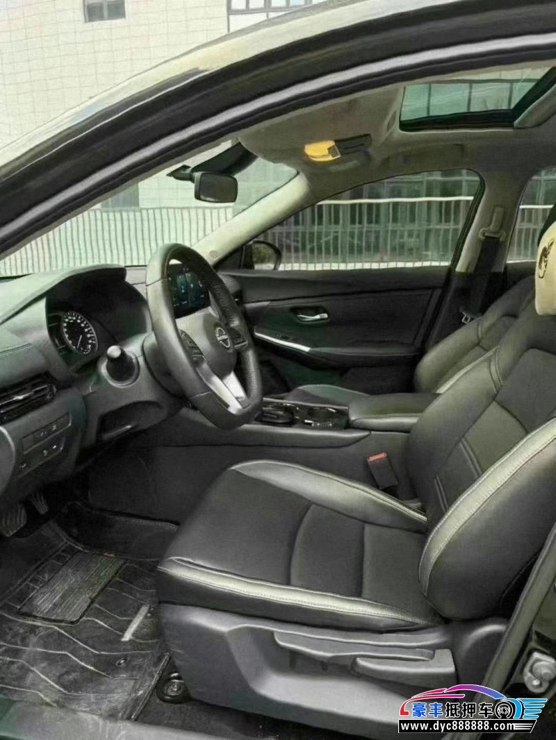 22年日产轩逸轿车抵押车出售