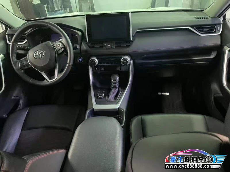 21年丰田RAV4轿车抵押车出售