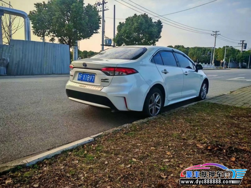 19年丰田雷凌轿车抵押车出售