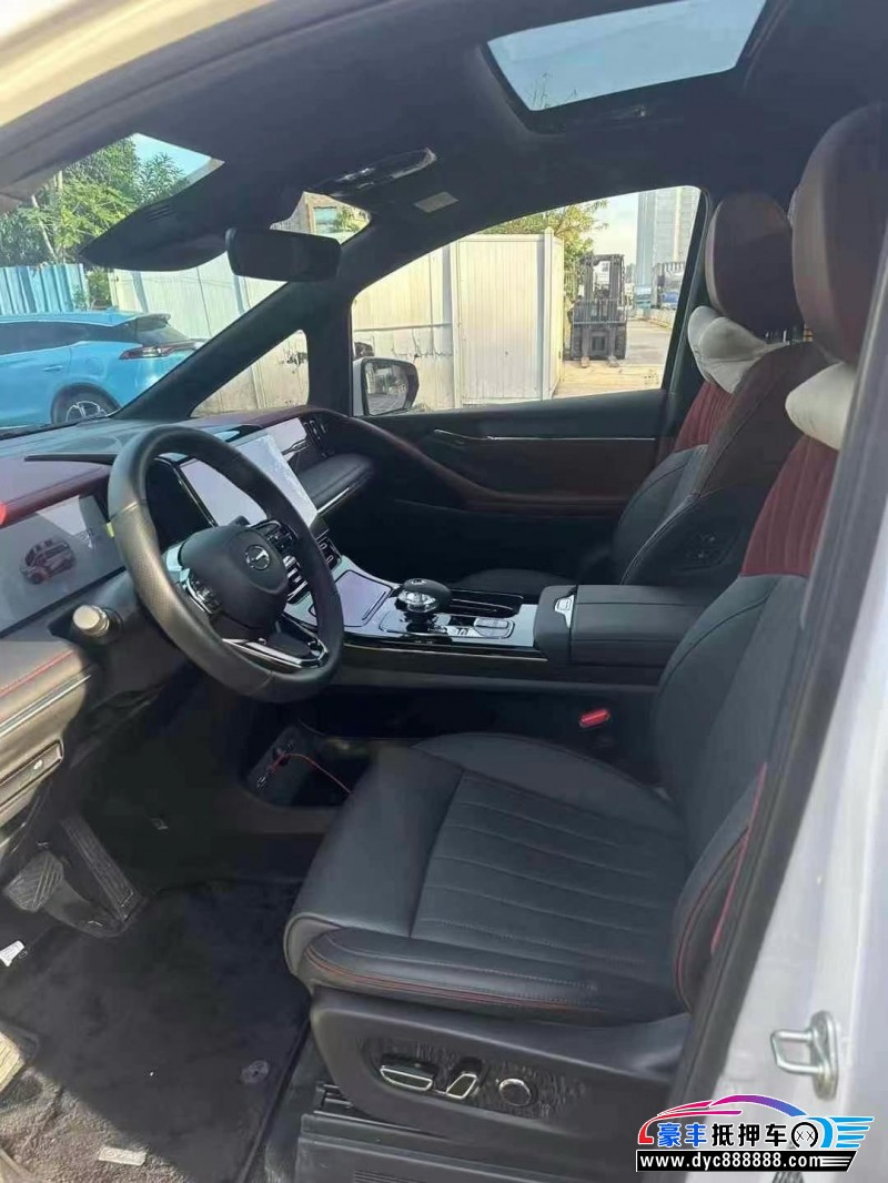 23年传祺M8轿车抵押车出售