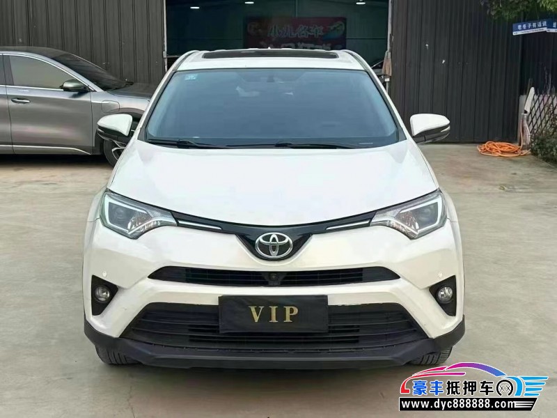 18年丰田RAV4轿车抵押车出售