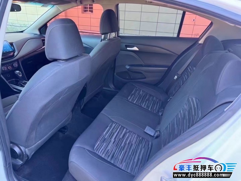 18年雪佛兰科沃兹轿车抵押车出售