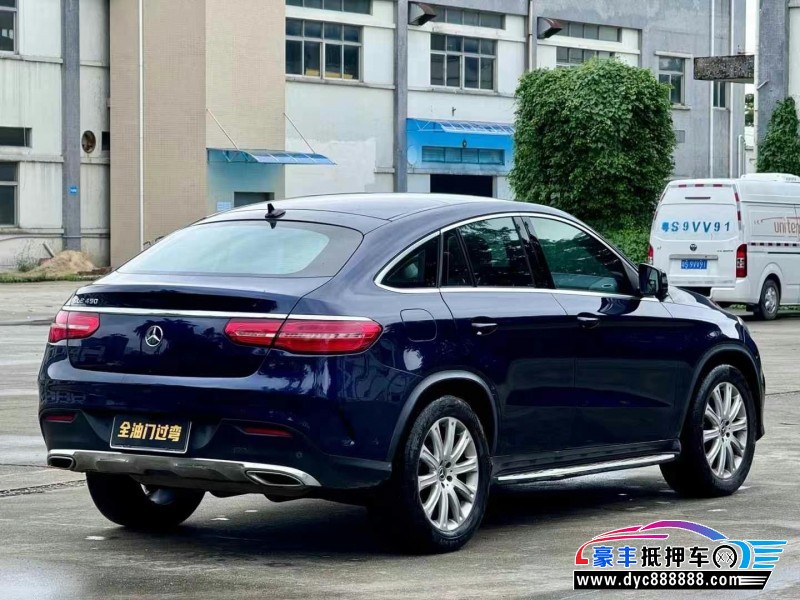 18年奔驰GLE轿车抵押车出售