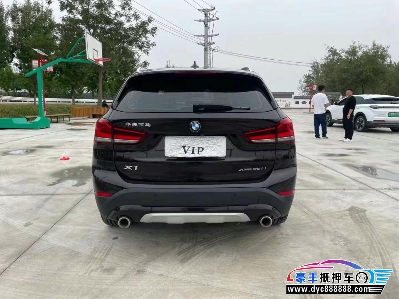 20年宝马X1轿车抵押车出售