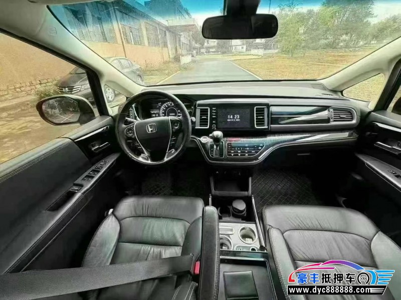 21年本田艾力绅轿车抵押车出售