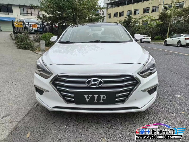 17年现代名图轿车抵押车出售