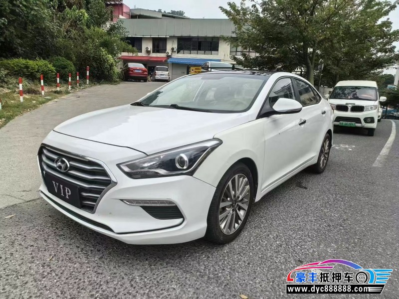 17年现代名图轿车抵押车出售