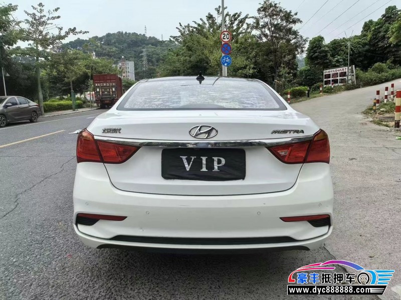 17年现代名图轿车抵押车出售