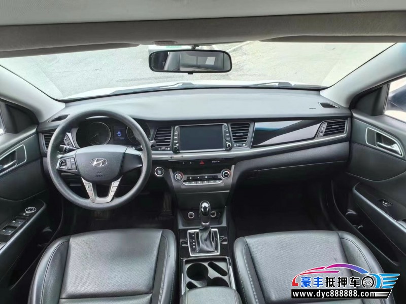 17年现代名图轿车抵押车出售